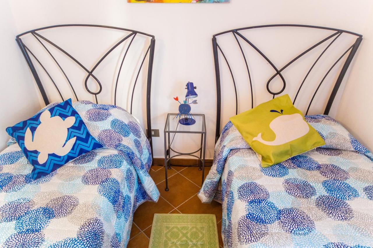 カーラゴノネCasa Fendemare, Vista Sul Golfo Iunq2620アパートメント エクステリア 写真